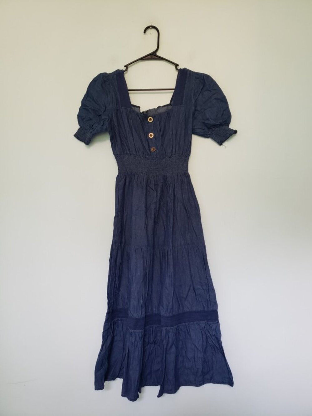 Indigo & Lace Womens M Dress Blue Chambray Milkmaid Smocked Tiers Puff Sleeve